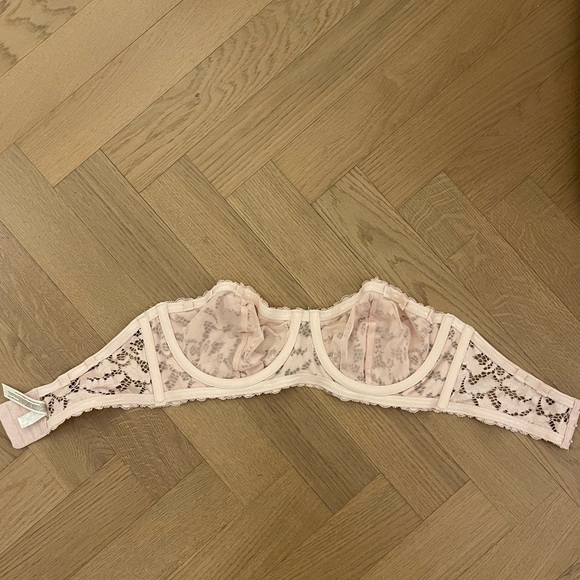 Free People light pink underwire strapless lace bra & removable straps WORN ONCE - Picture 2 of 11